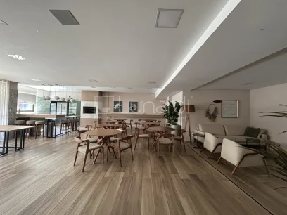Foto Apartamento com 3 Dormitórios
