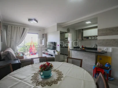 Foto Apartamento com 3 Dormitórios