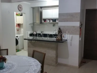 Foto Apartamento com 3 Dormitórios