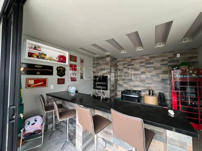 Foto Casa com 3 Dormitórios