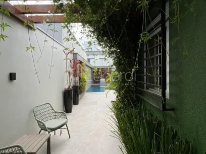 Foto Casa com 3 Dormitórios