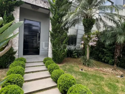 Foto Casa com 3 Dormitórios