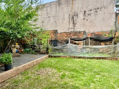 Foto Casa com 2 Dormitórios