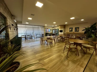 Foto Apartamento com 2 Dormitórios