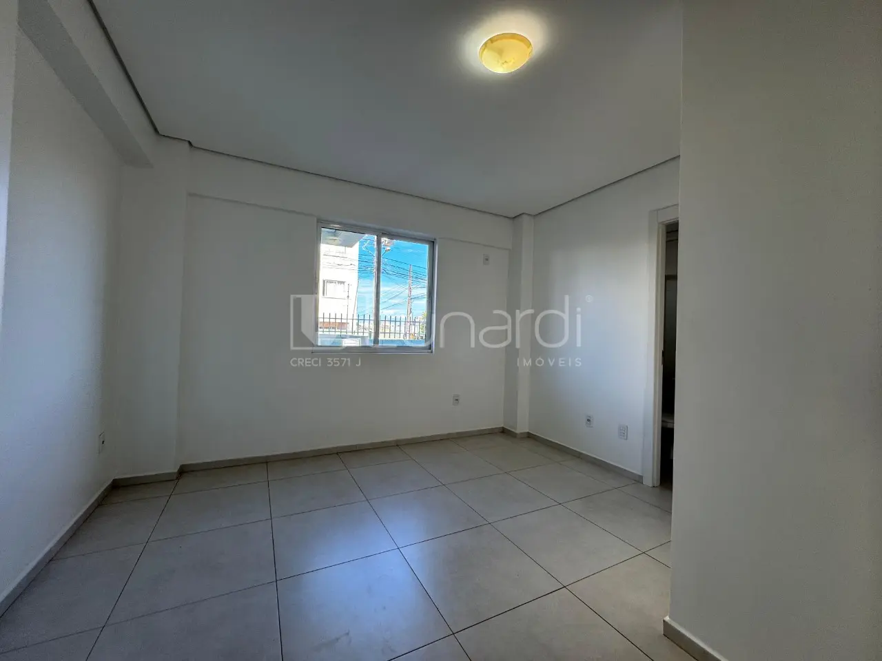 Foto Apartamento com 3 Dormitórios