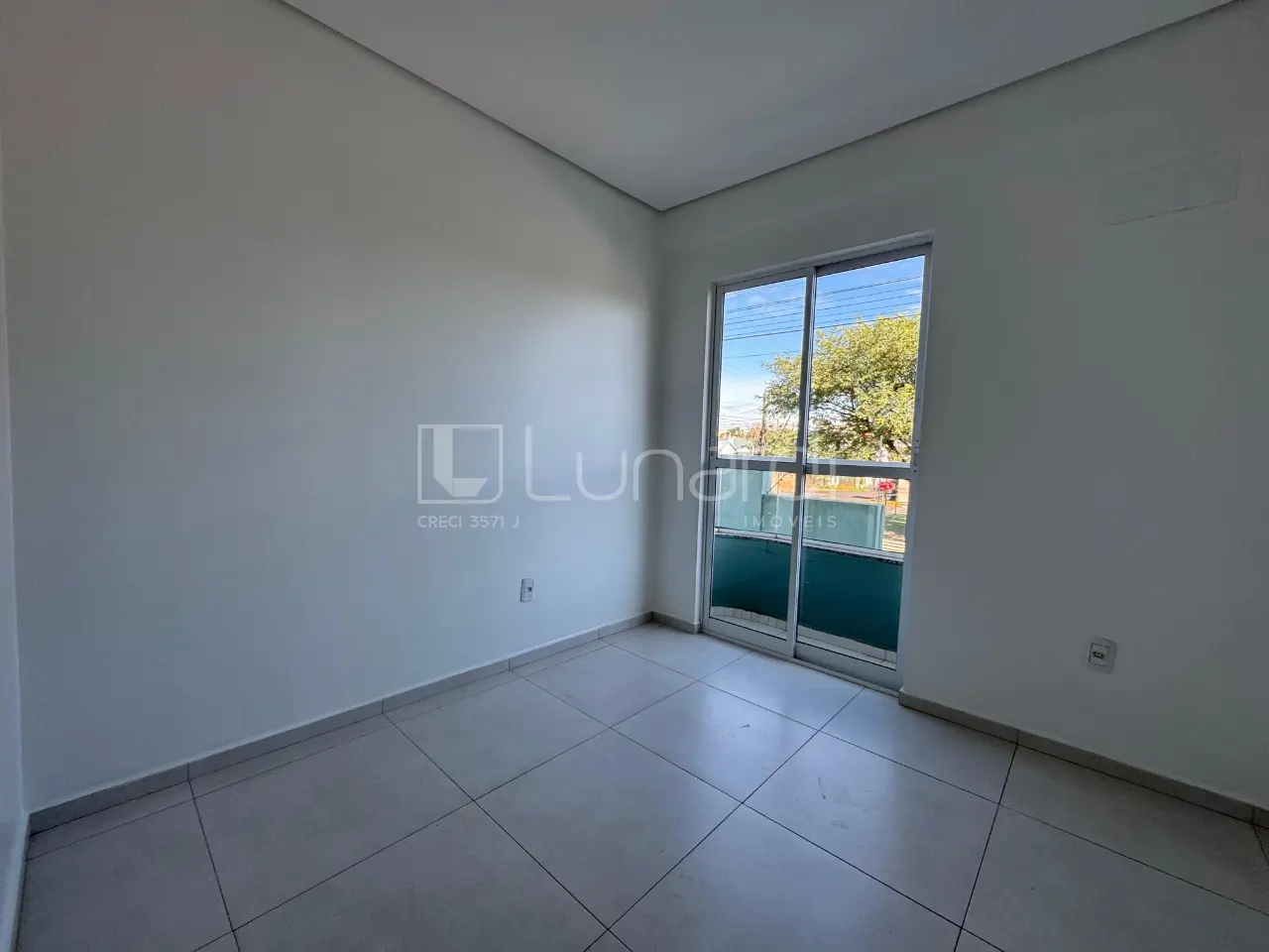 Foto Apartamento com 3 Dormitórios