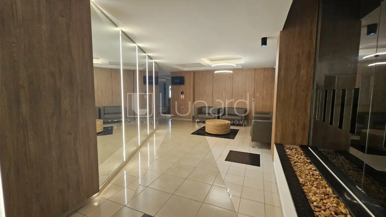 Foto Apartamento com 2 Dormitórios