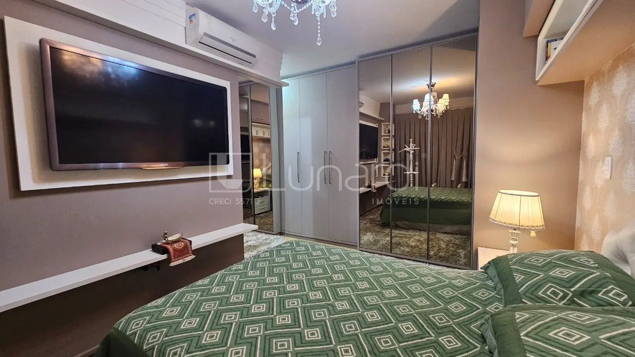 Foto Apartamento com 2 Dormitórios