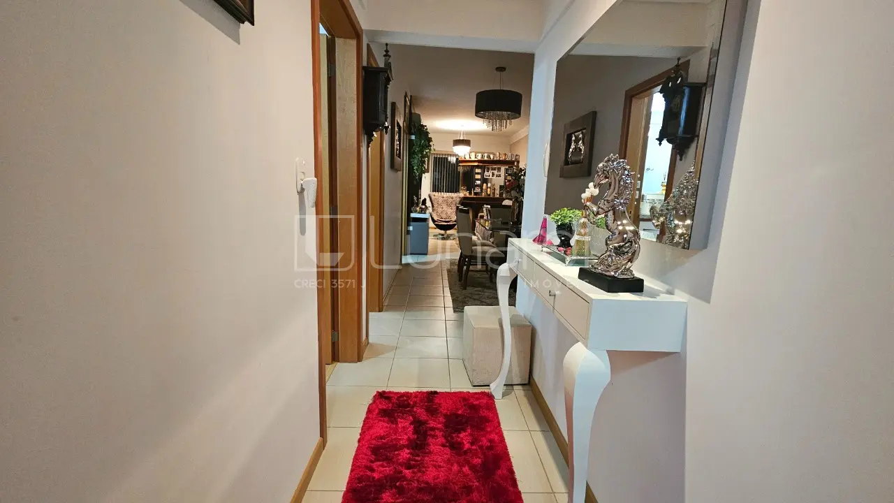 Foto Apartamento com 2 Dormitórios