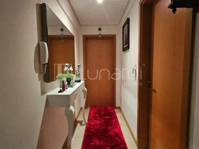 Foto Apartamento com 2 Dormitórios