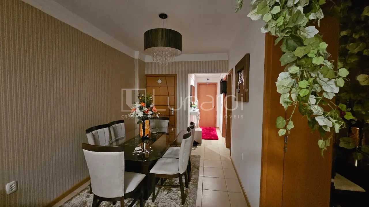 Foto Apartamento com 2 Dormitórios