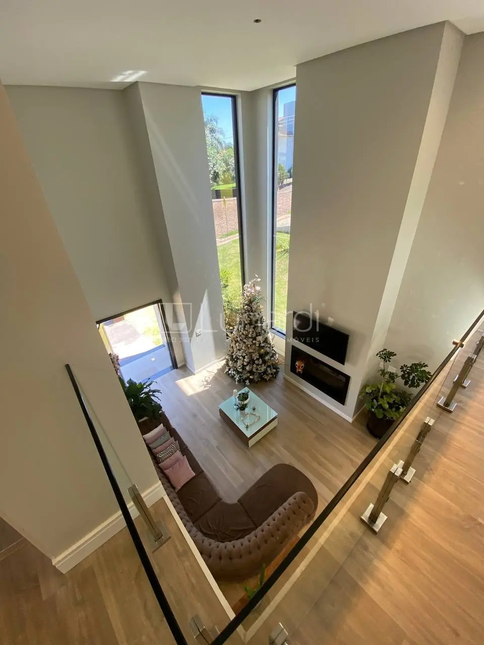 Foto Casa com 4 Dormitórios