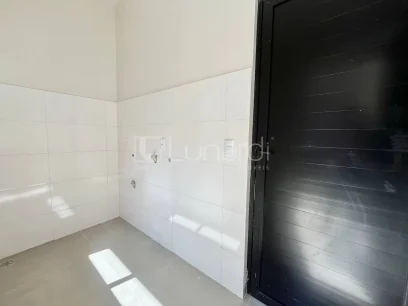 Casa com 3 Dormitórios - Miniatura - Lunardi Imóveis