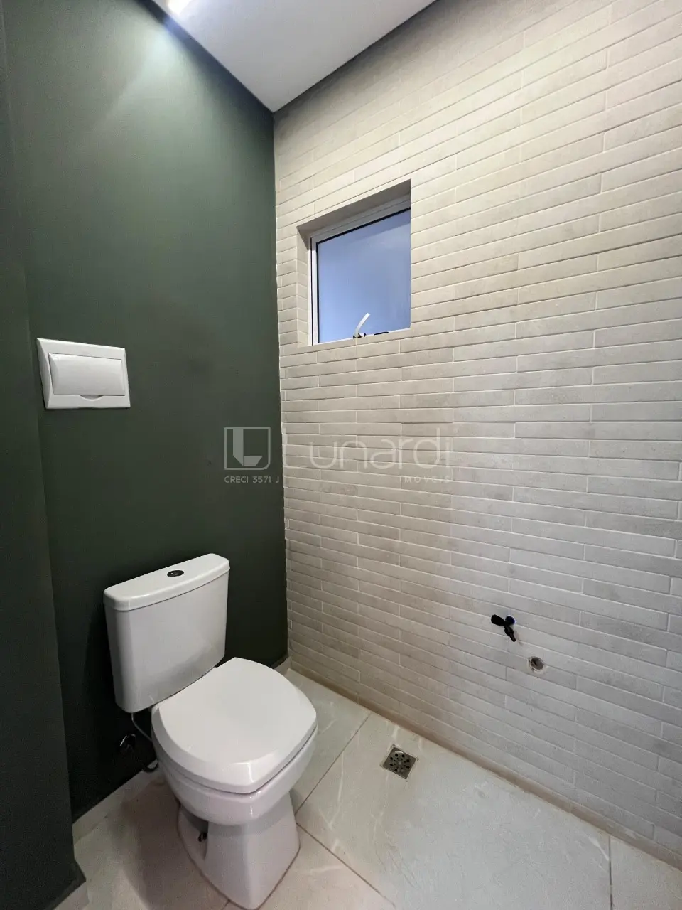 Foto Sobrado com 3 Suítes