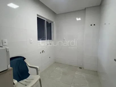 Foto Sobrado com 3 Suítes