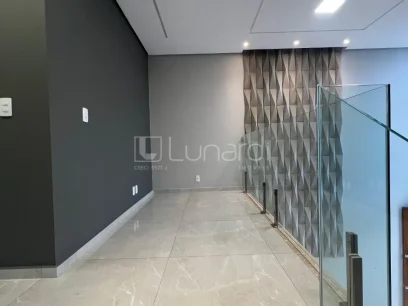 Foto Sobrado com 3 Suítes