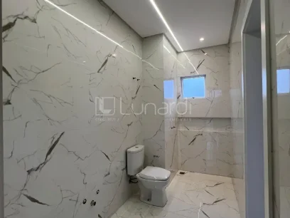 Foto Sobrado com 3 Suítes