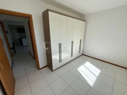 Foto Apartamento com 2 Dormitórios