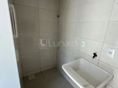 Foto Apartamento com 2 Dormitórios