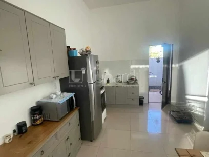 Foto Casa com 2 Dormitórios