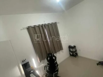 Foto Casa com 2 Dormitórios