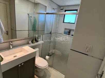 Foto Apartamento com 2 Dormitórios