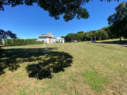 Foto Casa com 4 Dormitórios