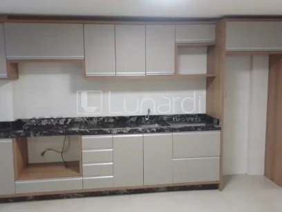 Apartamento com 3 Dormitórios