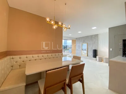 Foto Apartamento com 3 Dormitórios