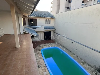 Foto Casa com 3 Dormitórios