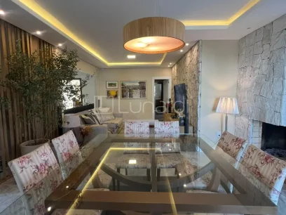 Foto Casa com 3 Dormitórios