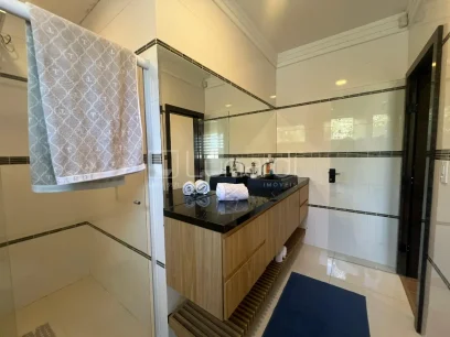 Foto Casa com 3 Dormitórios