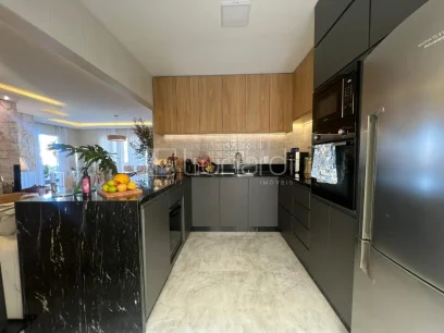 Foto Casa com 3 Dormitórios