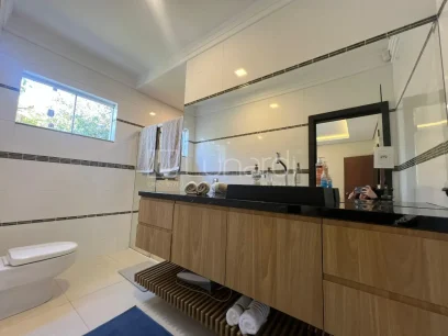 Foto Casa com 3 Dormitórios