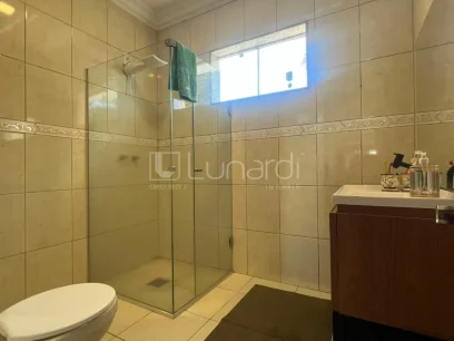 Foto Casa com 3 Dormitórios