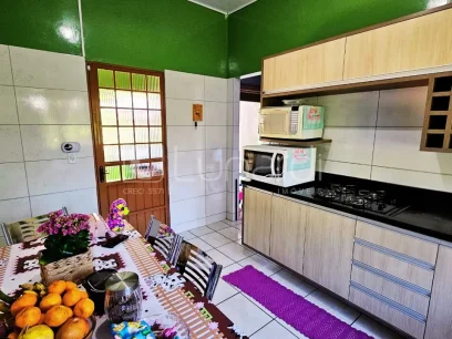 Foto Casa com 3 Dormitórios