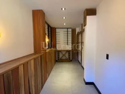 Foto Casa em Condomínio com 3 Dormitórios