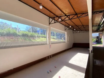 Foto Casa em Condomínio com 3 Dormitórios