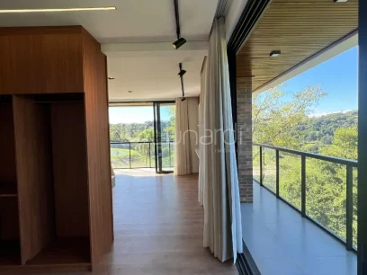 Foto Casa em Condomínio com 3 Dormitórios