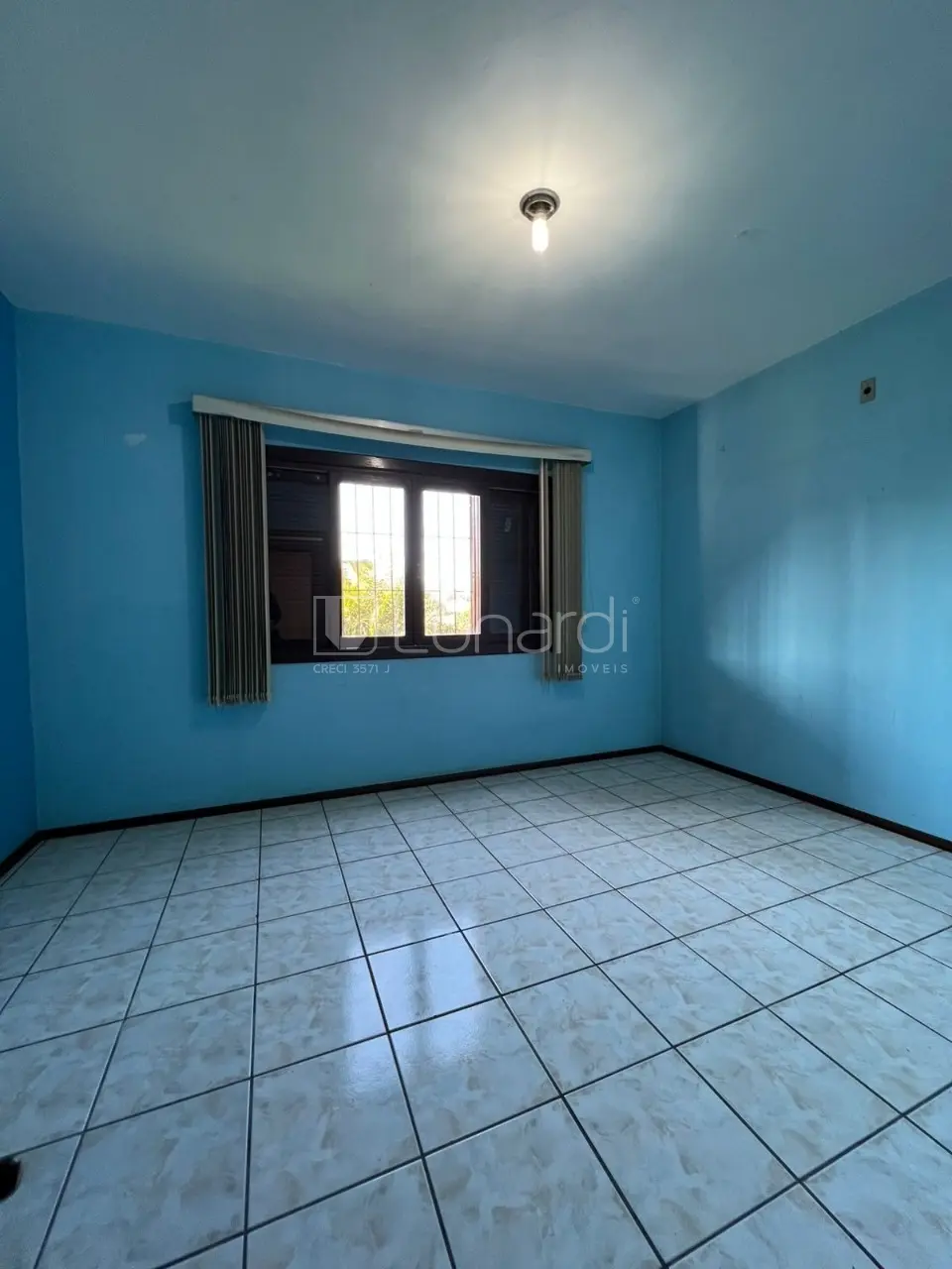 Foto Casa com 4 Dormitórios