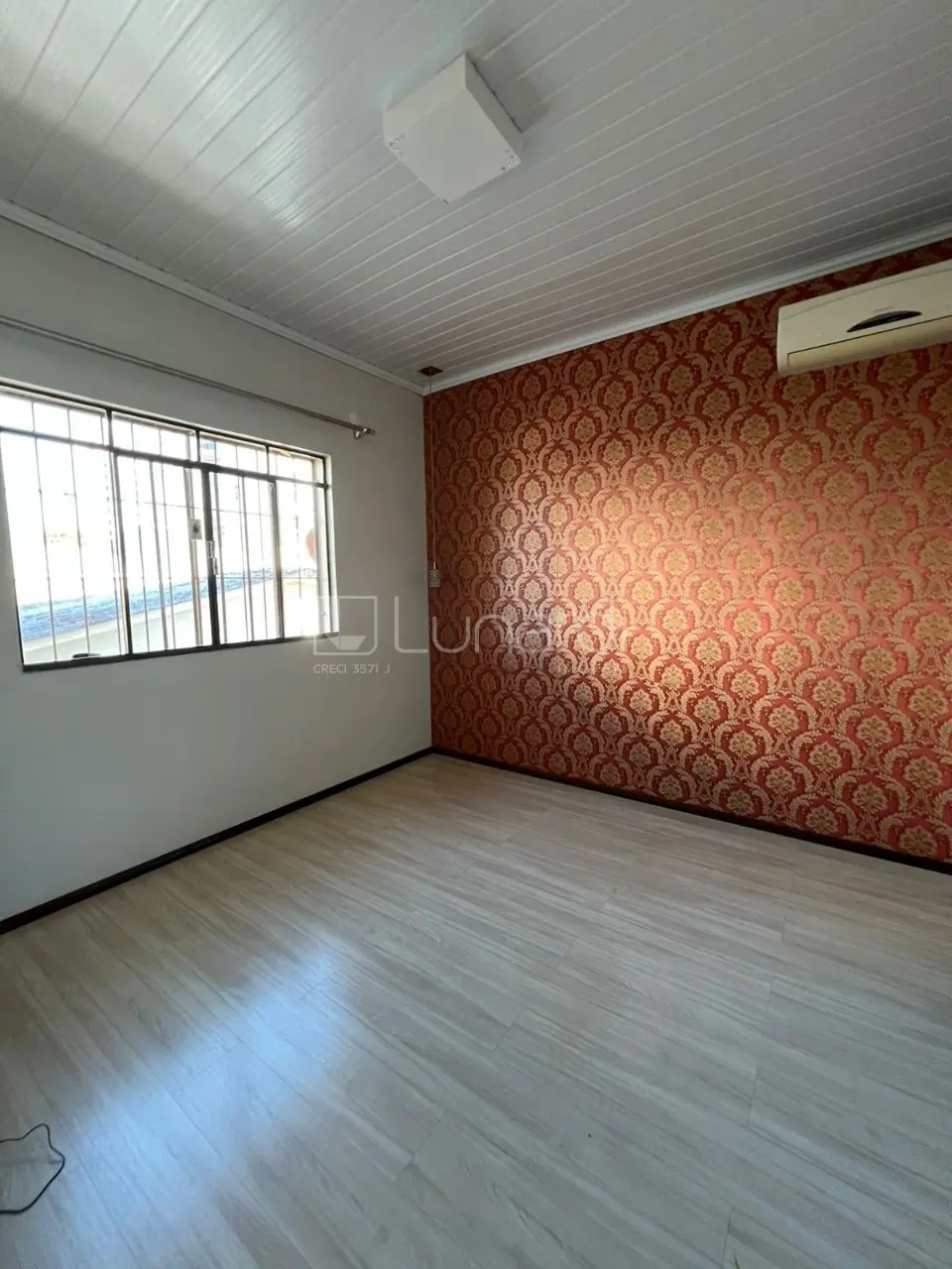 Foto Casa com 4 Dormitórios