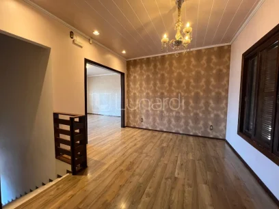 Foto Casa com 4 Dormitórios