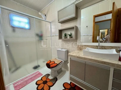 Foto Casa com 3 Dormitórios