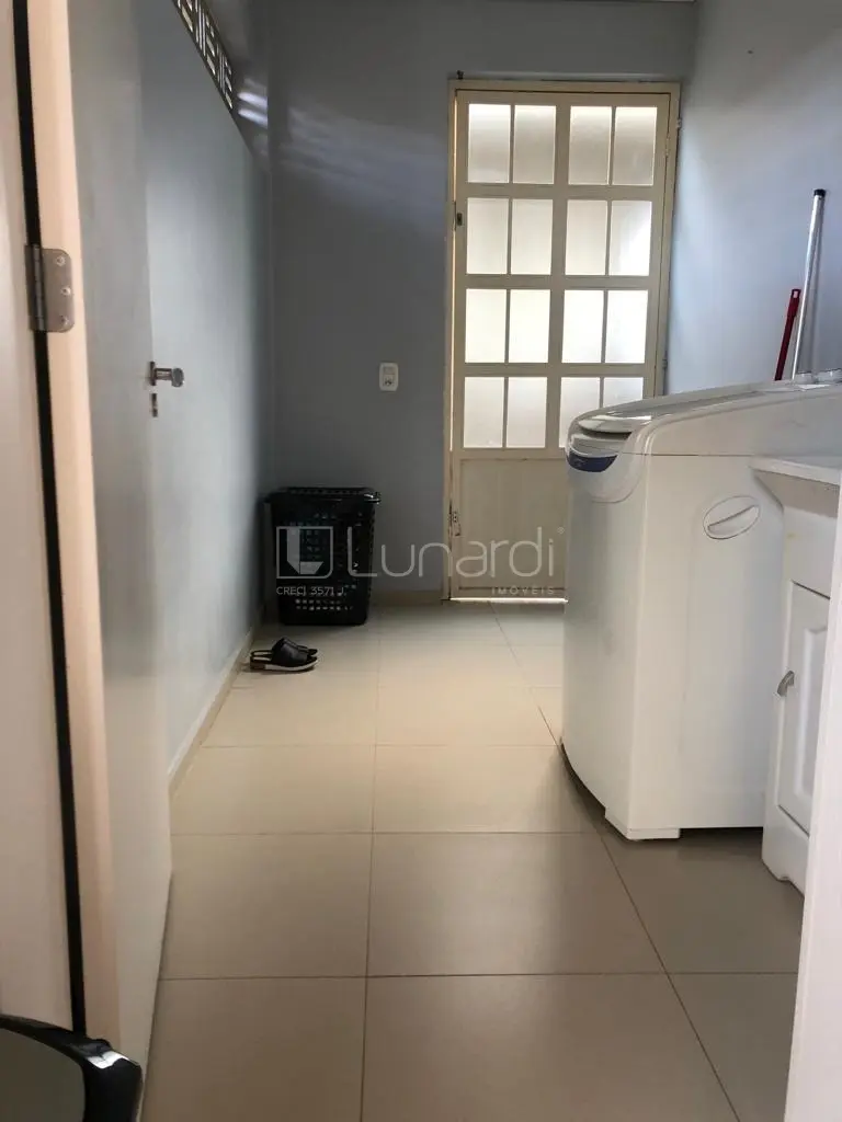 Foto Casa com 3 Dormitórios