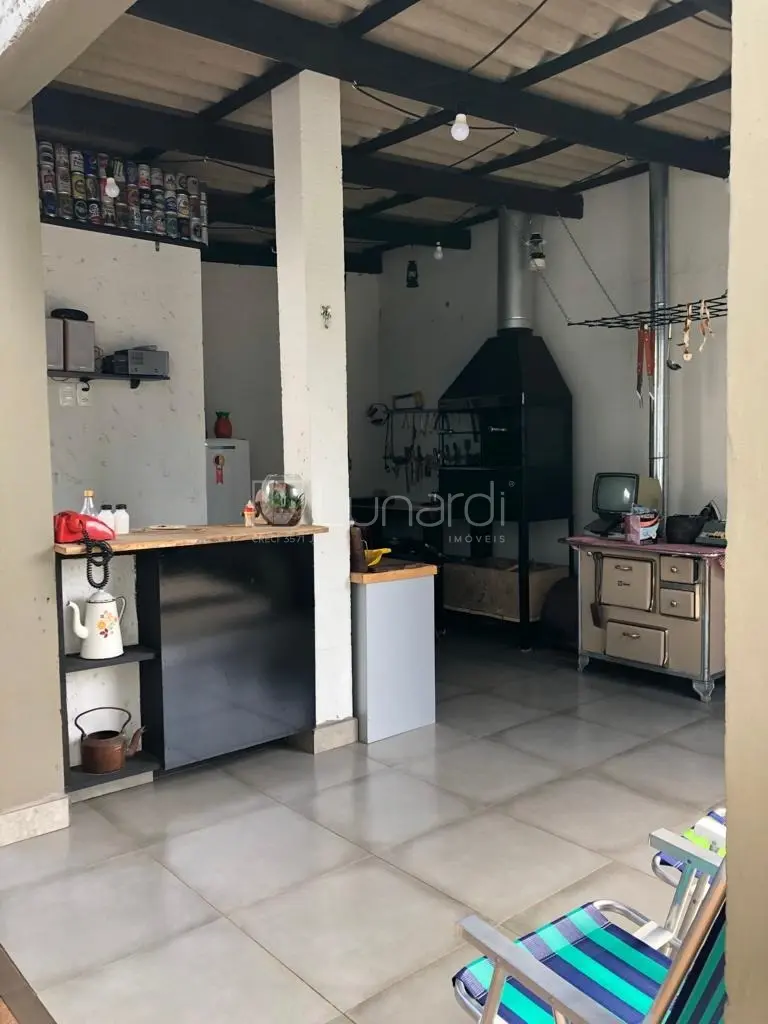 Foto Casa com 3 Dormitórios