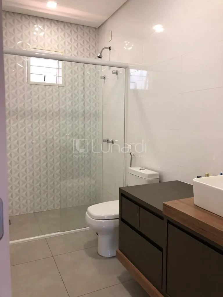 Foto Casa com 3 Dormitórios