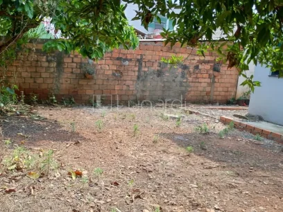 Foto Casa com 4 Dormitórios