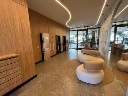 Foto Apartamento com 2 Dormitórios