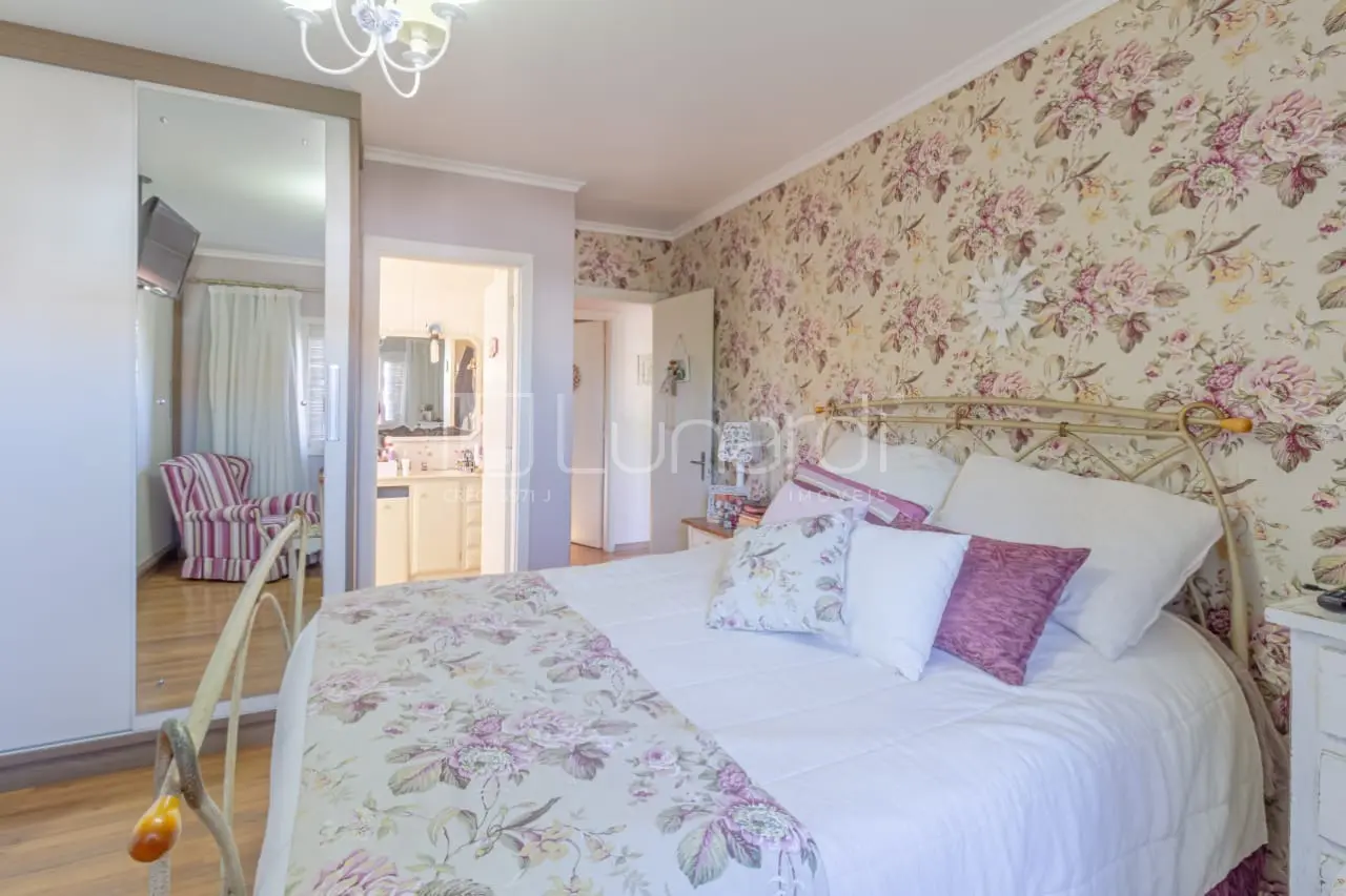 Foto Casa com 3 Dormitórios