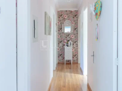 Foto Casa com 3 Dormitórios